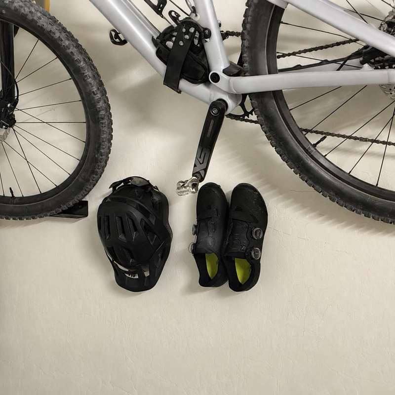 Настенное крепление-держатель  – обзор и цена Cycling Gear Organizer Wall